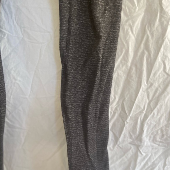 Lululemon Wunder under high rise Legging Size 6 - Picture 3 of 7